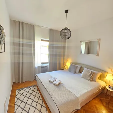 Apartment Miro *