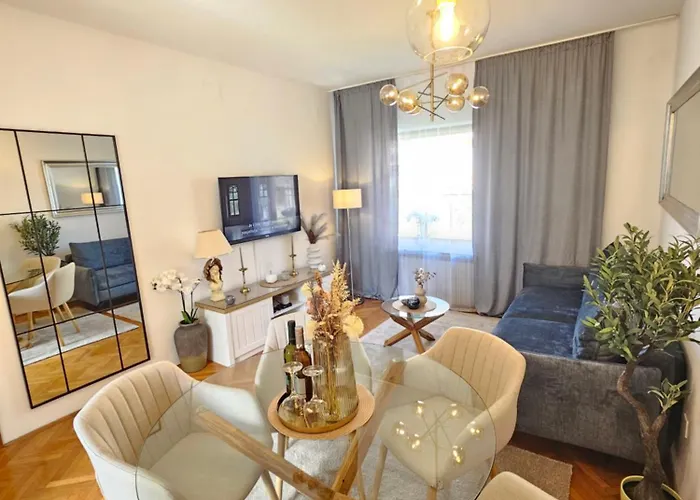 Miro * 马卡尔斯卡